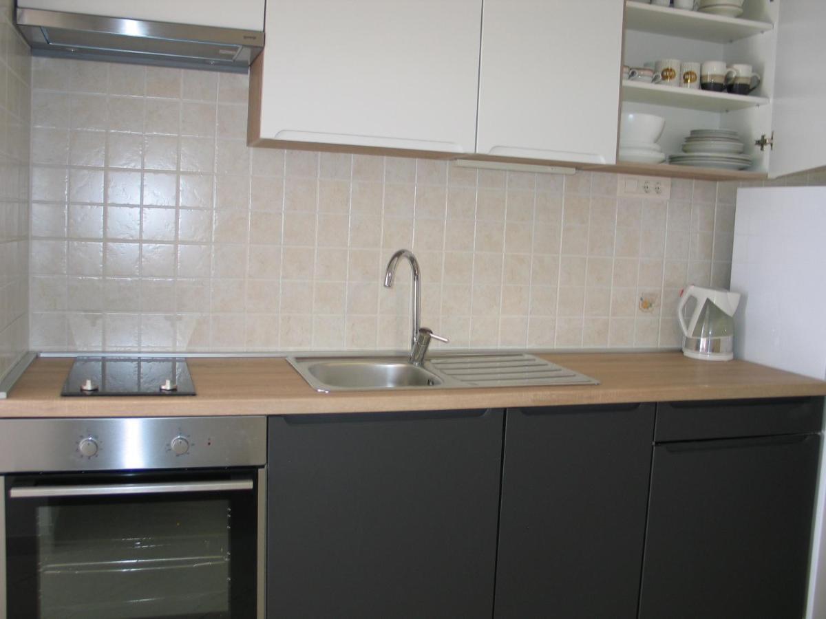 Apartmani Kunteja Паг Экстерьер фото