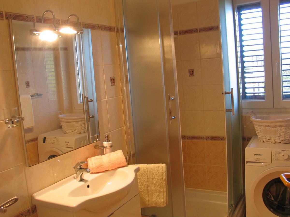 Apartmani Kunteja Паг Экстерьер фото